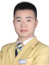 何佳龙